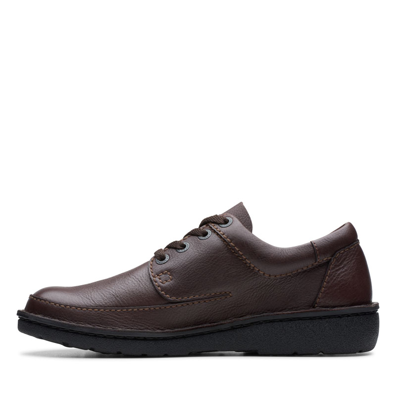 Clarks casual discount shoes sale